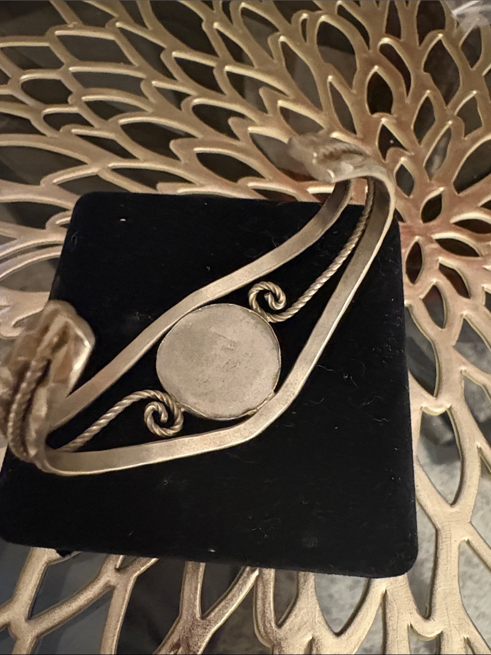 Vintage Silver Cuff Bracelet with Abalone Shell - Picture 3 of 6
